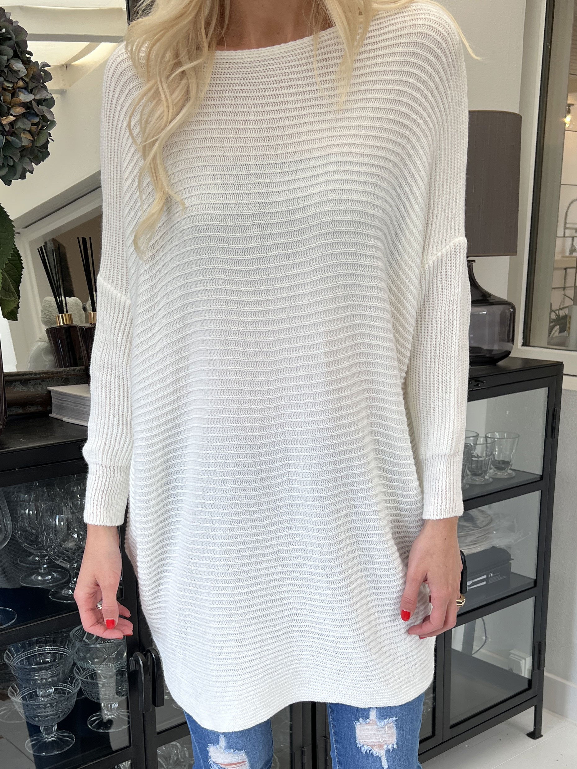 Teddy - Strikbluse med tætsiddende ærmer